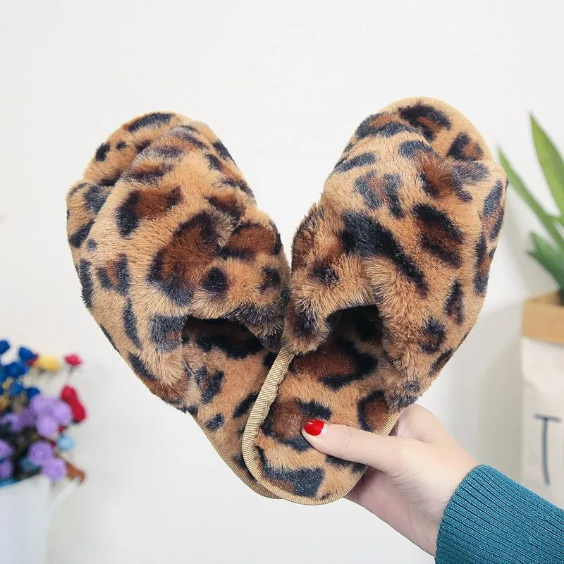 Women's fashion leopard criss cross slippers winter warm fluffy house shoes