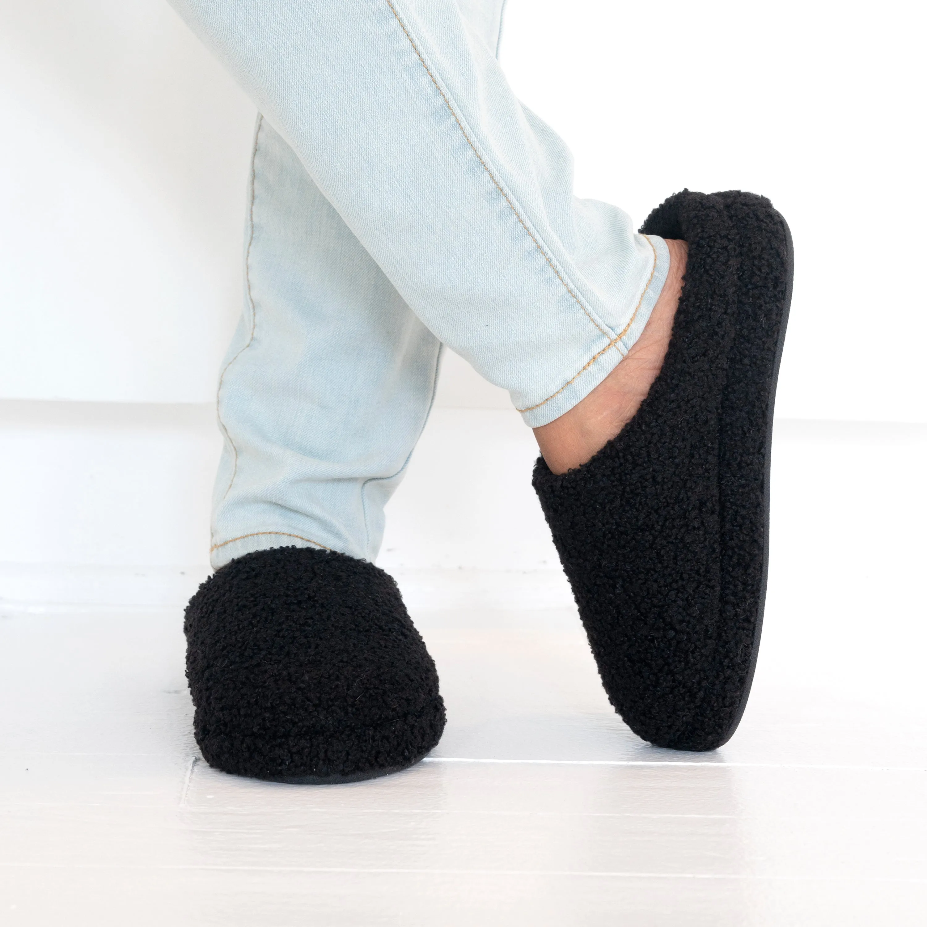 Women's Fiona Clog Slippers With Berber And Memory Foam